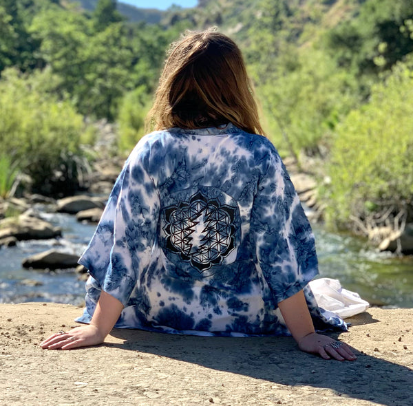 Salt Tie Dye Rayon Kimono Jacket: Flower of Life Bolt Silk Screen