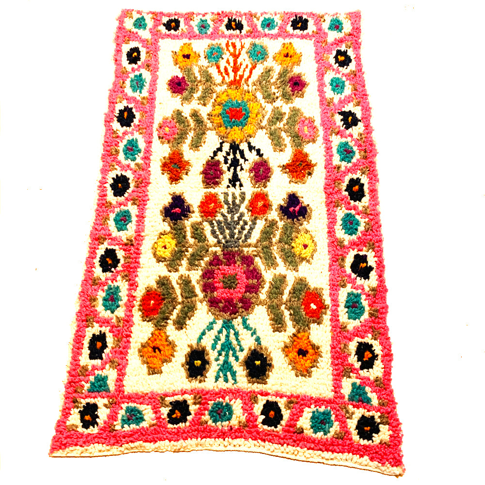Small Pink Colorful Handwoven High Pile Wool Rug from Guatemala - 3x5